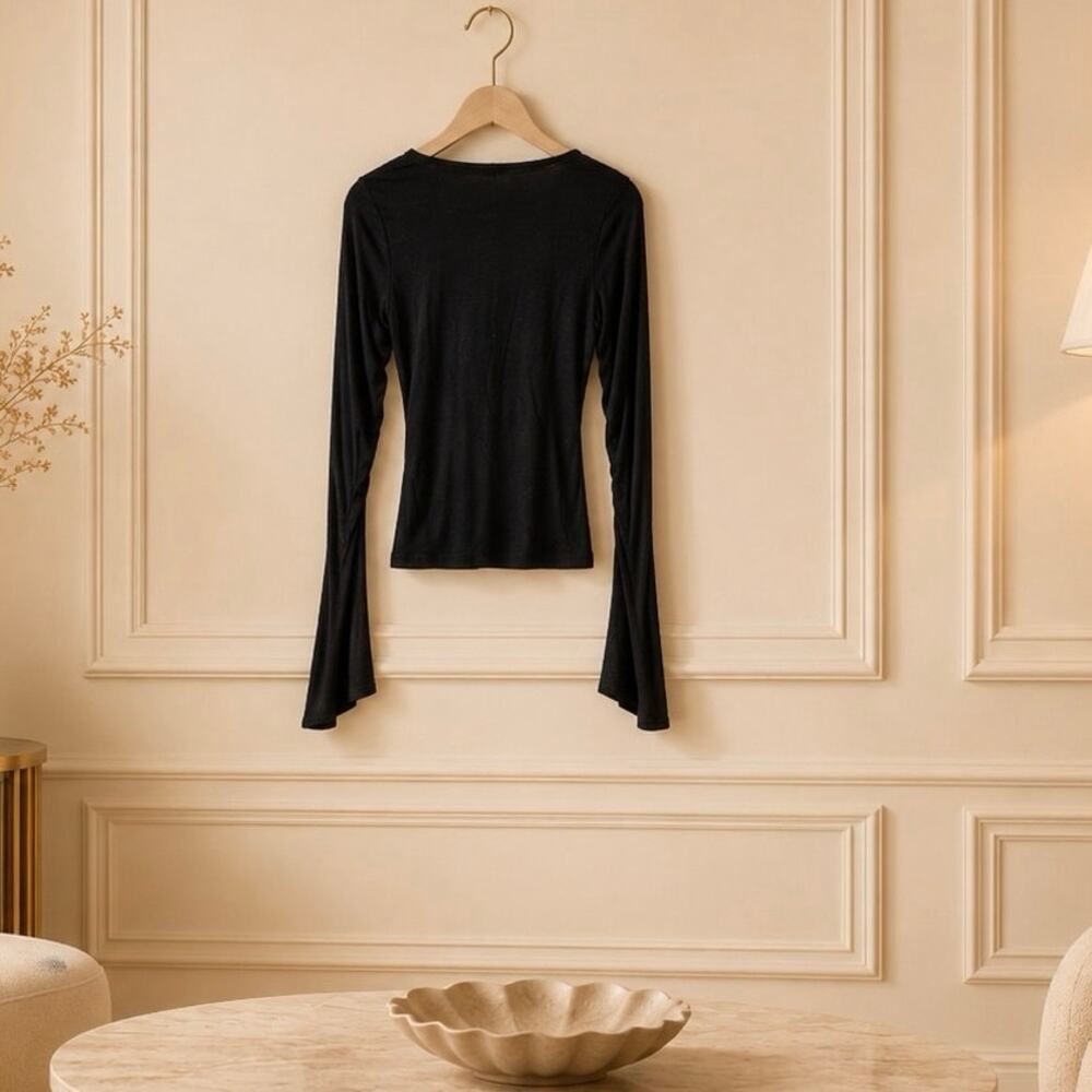 NBD Pyper Top Black Ruched Split Cuff Stretch Fitted Top Medium NWT Edgy Chic
